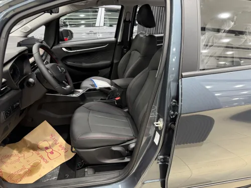 Geely Livan 2026 X3 pro