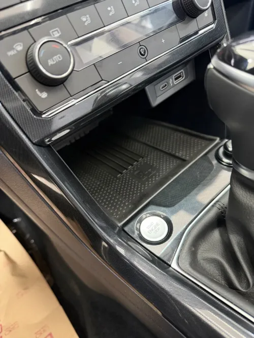 Volkswagen Tahru 2026 XR