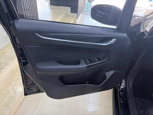 Livan X3 Pro  2026 Automatique (Avec toi ouvrant )