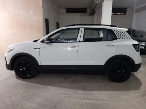 Volkswagen T-Cross 2025 R-line