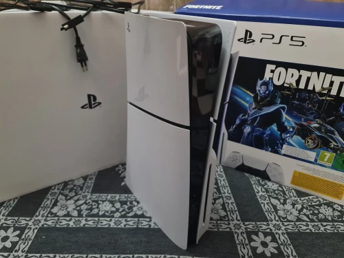 PS5 Slim 1To sans manette