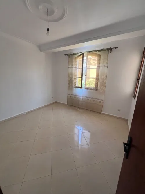 Location Appartement Niveau de villa F5 Alger Dely brahim