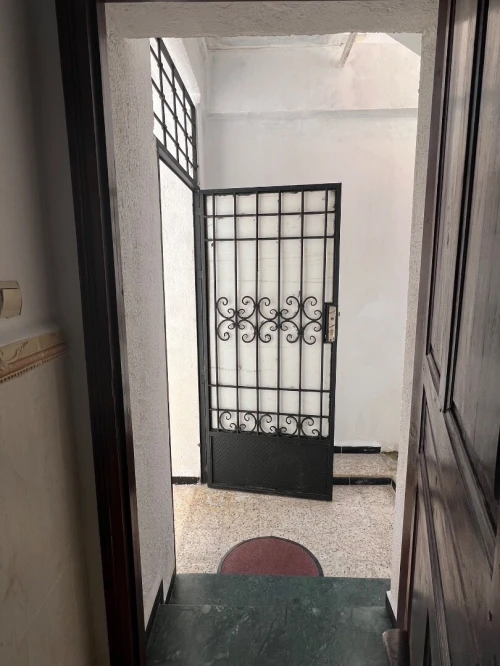 Location Appartement Niveau de villa F5 Alger Dely brahim