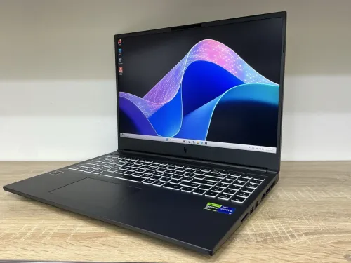 Acer NITRO SHADOW i7-14650HX RTX4060 16GB 512GN 16 165Hz