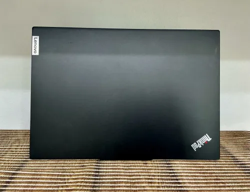 Lenovo ThinkPad E16 Gen1 i7 1355U 16GB 512GB 16"
