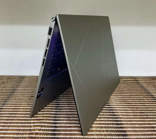 Asus ZenBook 14 OLED 2.8K i7 1260P 16GB 512GB