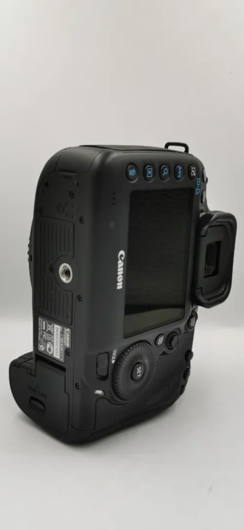 Canon 5D mark iii (8k et 22k clic) état neuf