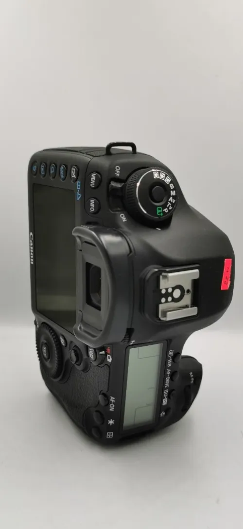 Canon 5D mark iii (8k et 22k clic) état neuf
