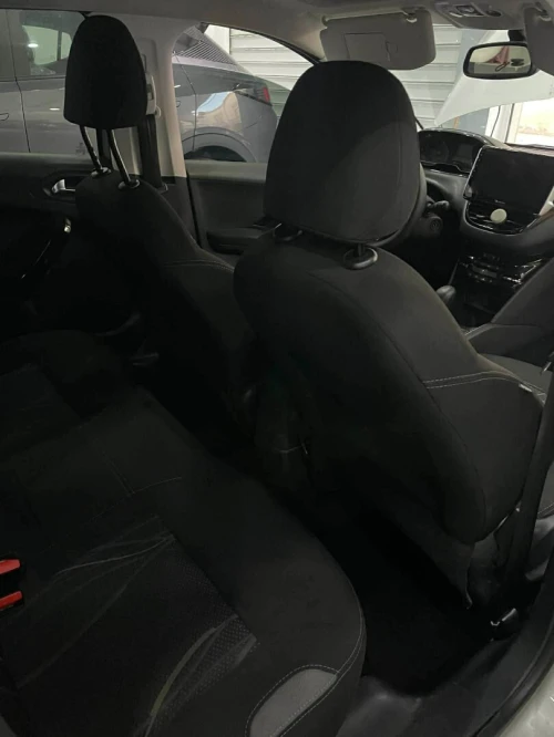 Peugeot 208 2015 Allure