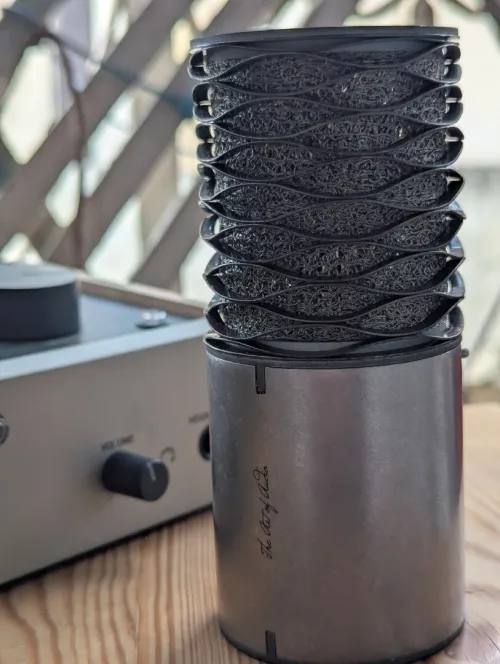 Carte son Universel Audio (volt176)  Micro statique neumann (Aston Origine