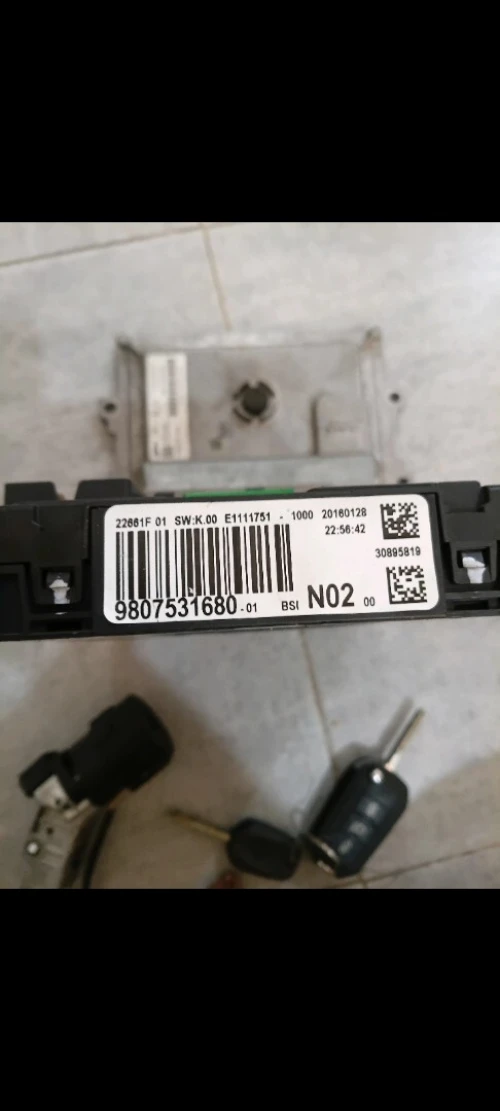 kit demarrage 208 1.2 vti