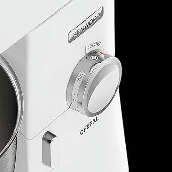 Kenwood Chef XL robot petrin KVL4100W, 3 crochets et fouets pour pétrir, bol de 6,7 L, 1200 W, blanc