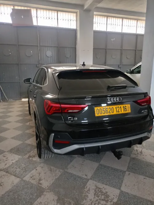 Audi Q3 2021 S Line compétition