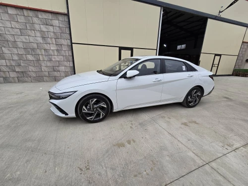Hyundai Elentra 2025 GLX