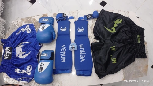 Vente matériel de kickboxing et MMA