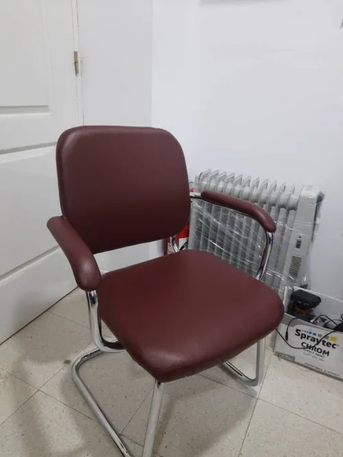Chaise locale 