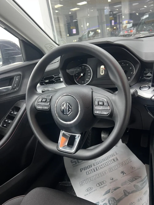 MG MG5 2026 