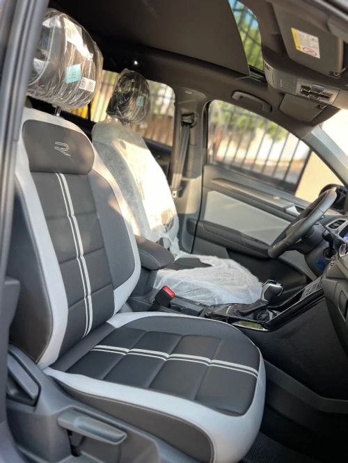Volkswagen T-Roc 2025 Black black