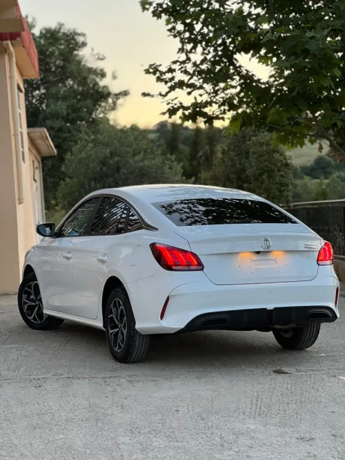 MG MG5 2026 