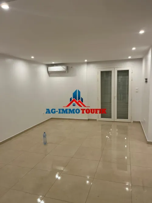 Location Appartement Niveau de villa F4 Alger Dely brahim