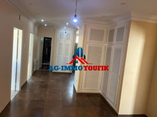 Location Appartement Niveau de villa F4 Alger Ouled fayet