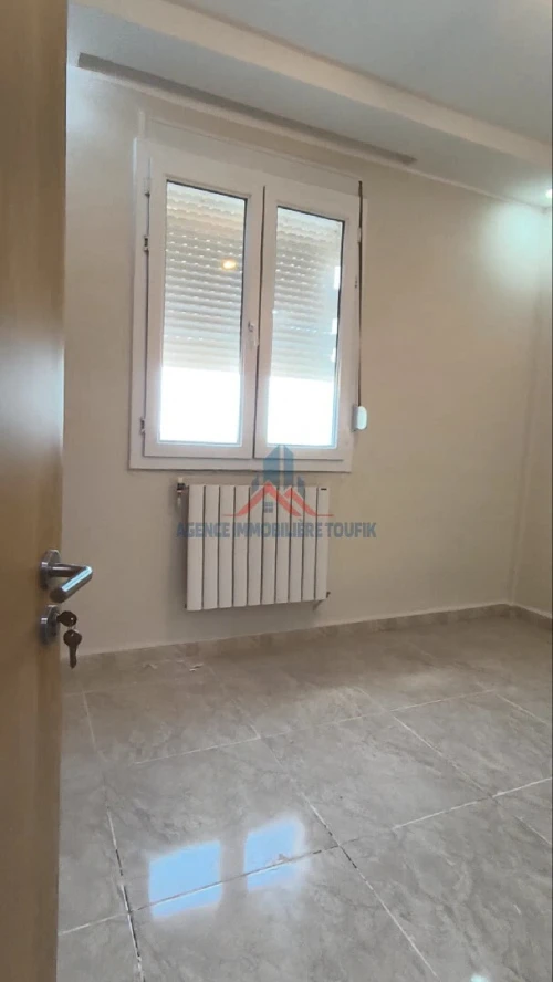 Location Appartement F4 Alger Souidania