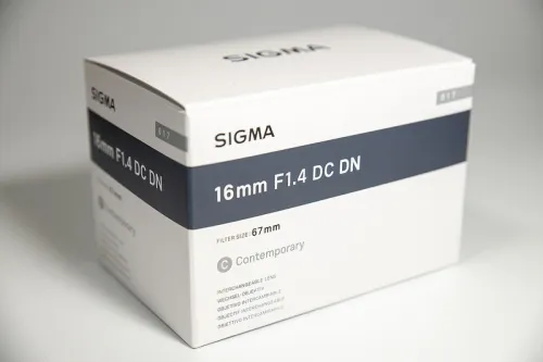 Sigma Objectif 16 mm F1, 4 DC DN - Monture Sony