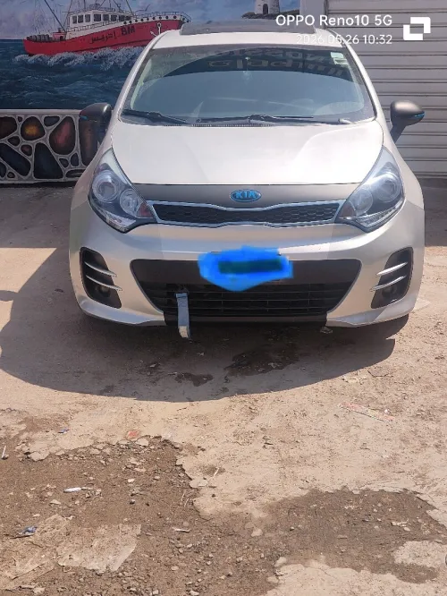 Kia Rio 5 portes 2015 Funny Facelift 
