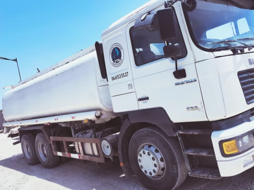 Shakmen Camion citerne للكراء 2012