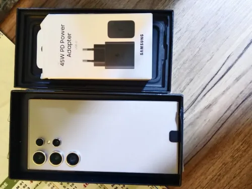 Samsung S24 Ultra 12 /256