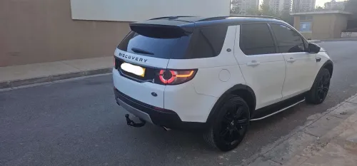 Land Rover Discovrey 2016 