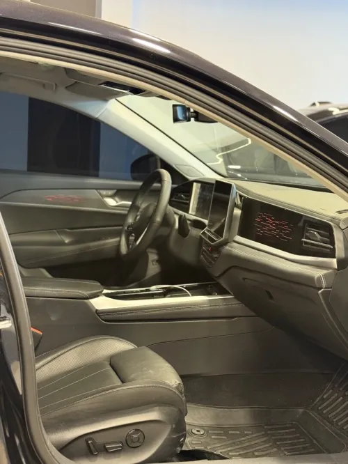 Volkswagen Passat 2025 Pro
