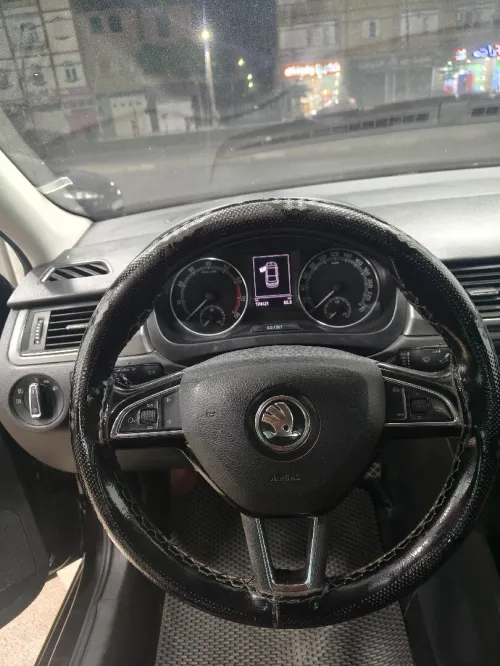 Skoda Rapid 2019 Ambition