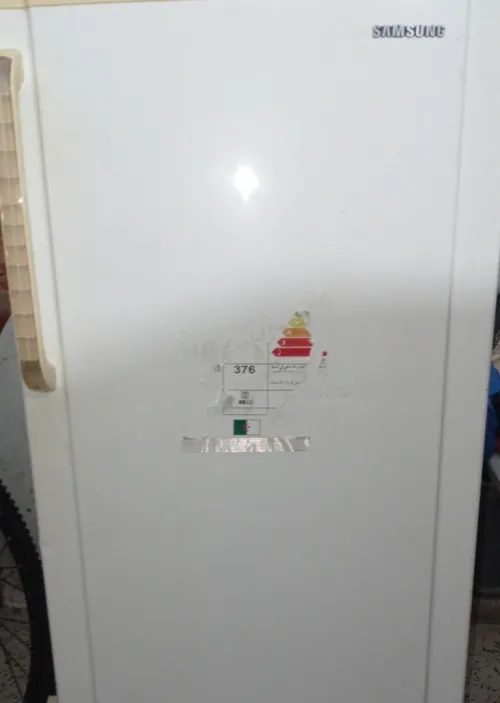 Frigo model Samsung     يخصه غير الغاز فقط
