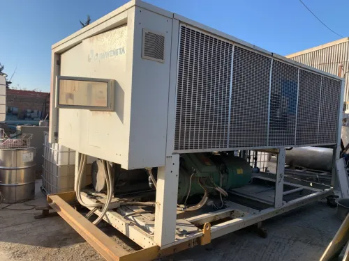 service froid et climatisation Refroidisseur groupe deau glacee chiller froid climatisation 