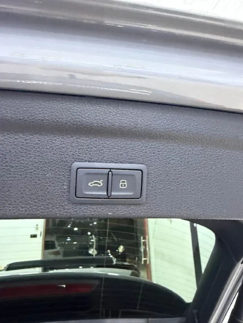 Audi Q3 2024 S line
