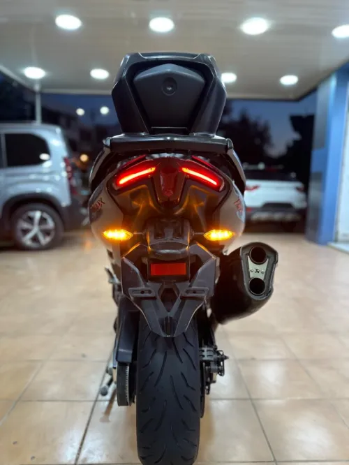 Yamaha Tax 560 2022