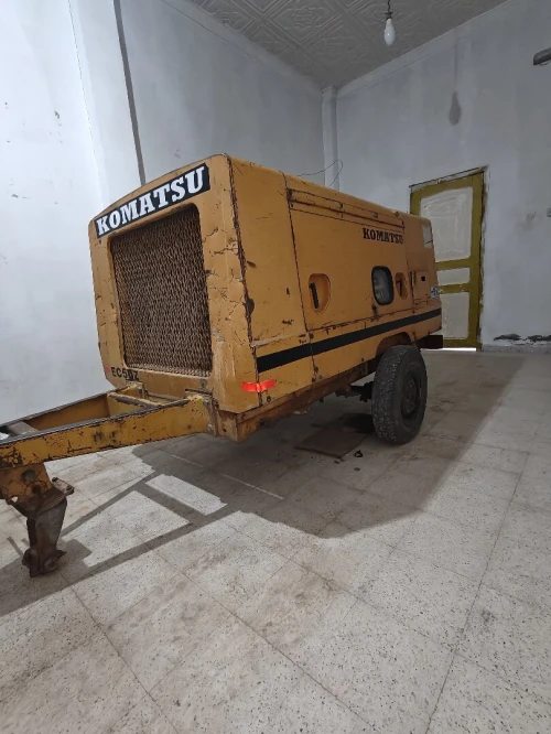 Komatsu Komatsu compressor 1981