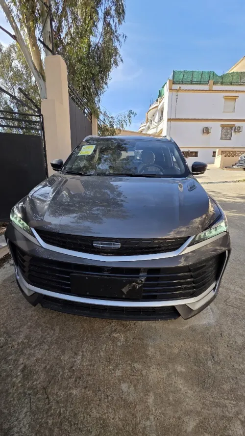 Geely Coolray 2025 