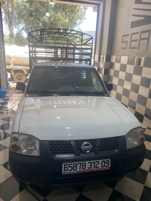 Nissan Pickup 2012 Pickup