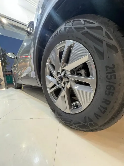 Peugeot 408 2025 