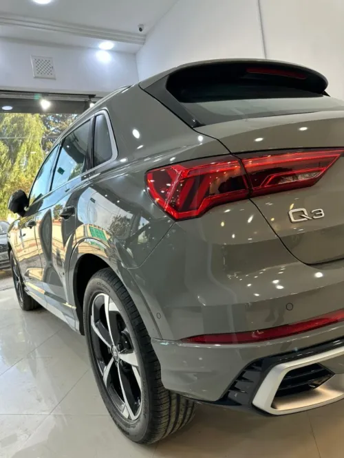 Audi Q3 2025 R line