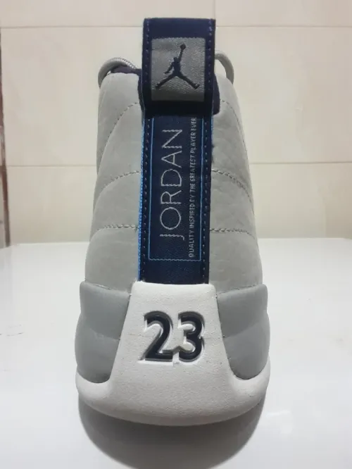 Air Jordan 12 UNC - University of North Carolina
