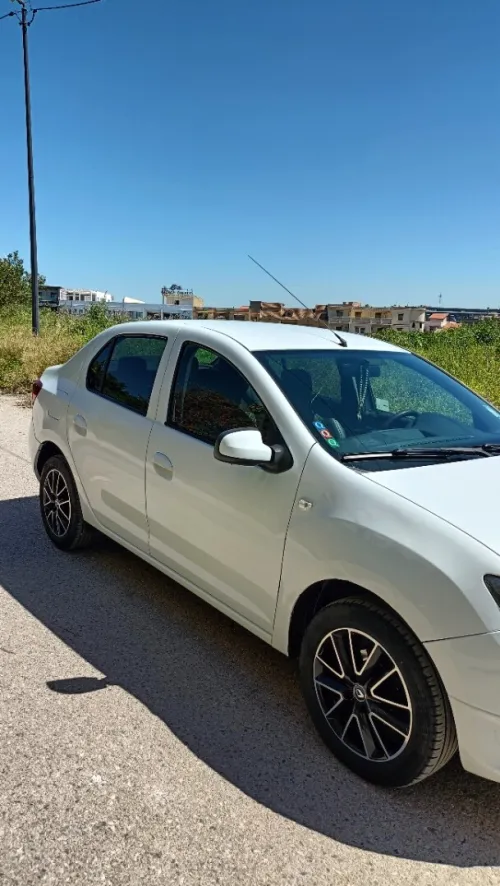 Dacia Logan 2015 Lauréate
