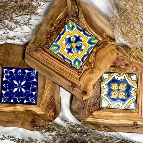 Dessous de verre/assiette en bois d'olivier et zellige.