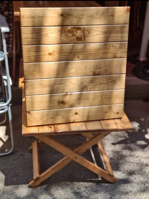 Table pliable en bois 