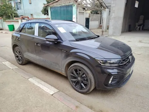 Volkswagen T-Roc 2025 R-LIN EDITION BLAK BLAK