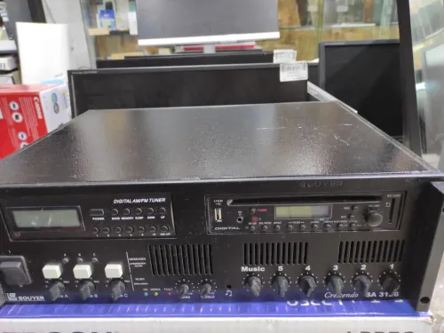 Amplificateurs BOUYER Crescendo SA 3126 Ampli-mélangeur à sources intégrées