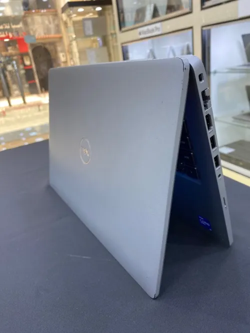 LATITUDE 5420