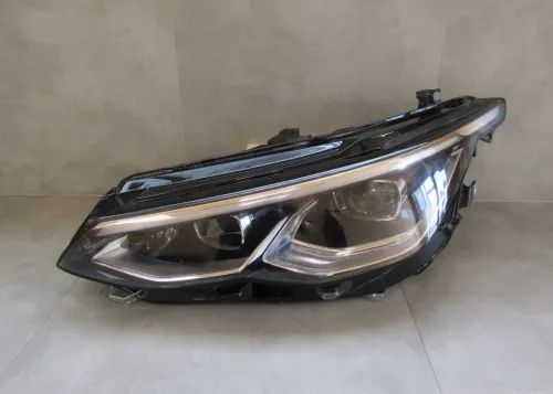 Phare avant Gouche Full LED - Volkswagen Golf 8 (2019-2024)